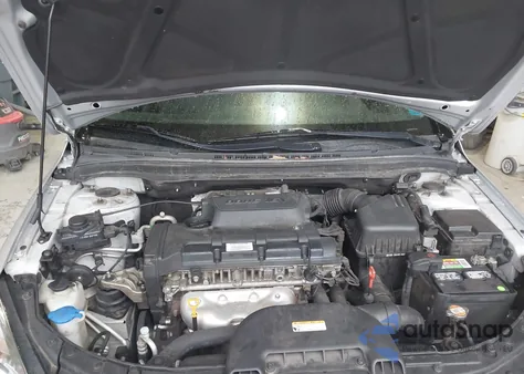 2009 Hyundai Elantra Touring from USA, damaged, VIN KMHDC86E59U041672